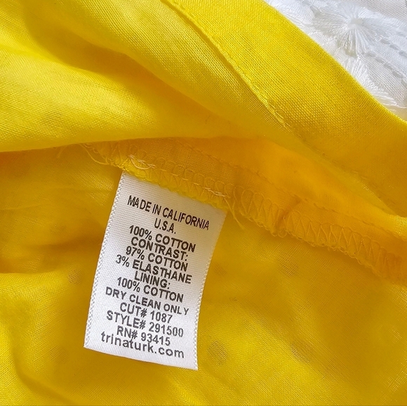 Y2k Vintage Preppy Trina Turk Yellow and White Eyelet Top Size 4 - Picture 3 of 5